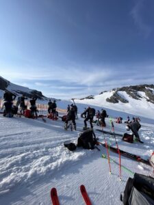 Přečtete si více ze článku Lyžařská skupina: srpen